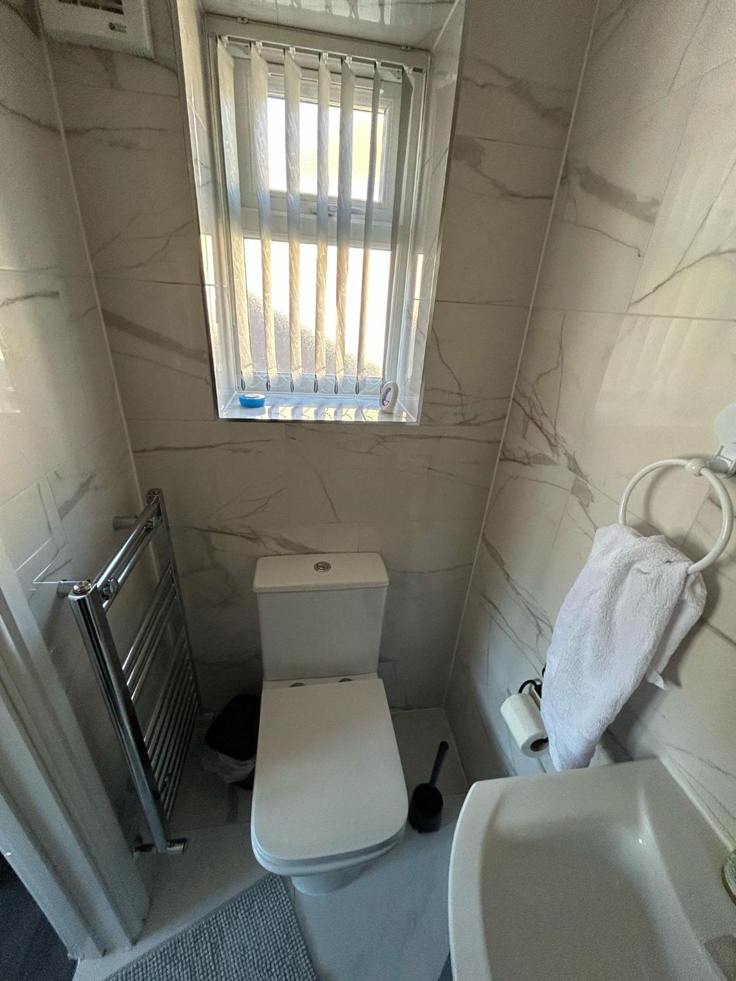 Privatunterkunft Private & En-suite Bathroom - Long Term & Contractors Welcomed *
